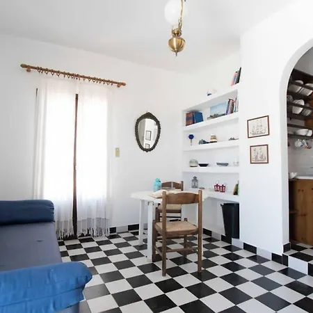 Seafront For 4 Ppl In Naousa * Πάρος